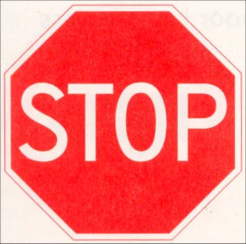 Verkeersbord B7: Stop; verleen voorrang aan bestuurders op de kruisende weg